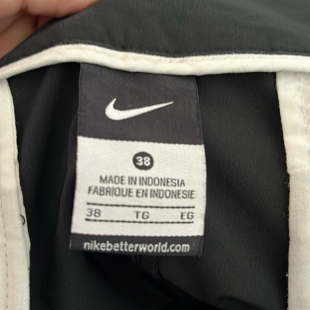 Size 38 black Nike Golf shorts.